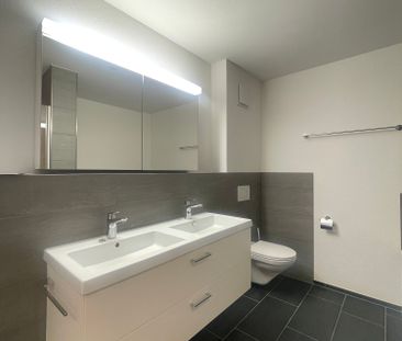 Moderne 3.5-Zimmerwohnung im familienfreundlichen Quartier - Photo 4