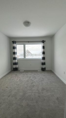 For Lease - 17 Canterhome Street, Kitchener, Ontario - Photo 2