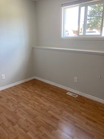 Unit A, 6010-58A Street, Red Deer AB - Photo 3