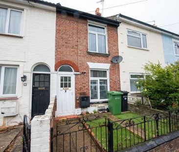 2 bedroom terraced house to rent - Photo 4