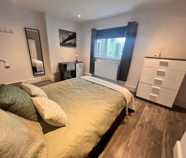 1 bedroom in a house share to rent - Photo 3