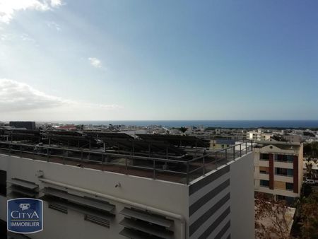 Location Appartement 1 pièce 47m² ST DENIS 97400 - Photo 4