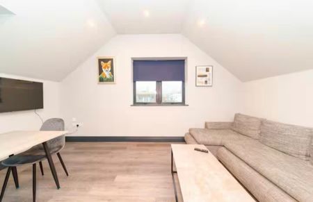 2 Bed Flat, Ship Street, BN1 - Photo 3