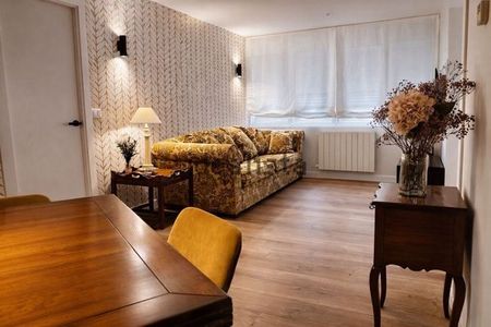 Alquiler de piso en Cuesta del Hospital - Photo 4