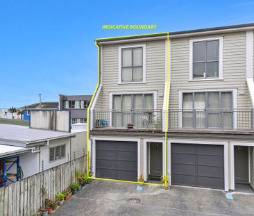 Safe and Secure townhouse in walking distance to all amenities - Photo 2