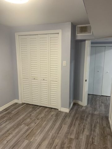 For Lease - 560 Stonehenge Drive, Hamilton, Ontario - Photo 4