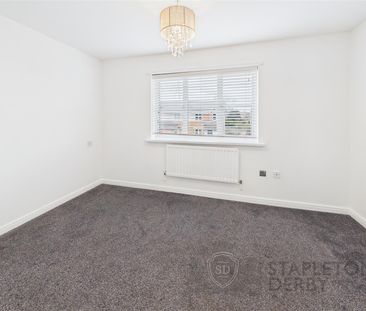 2 Bedroom Terraced House for Rent - Photo 2