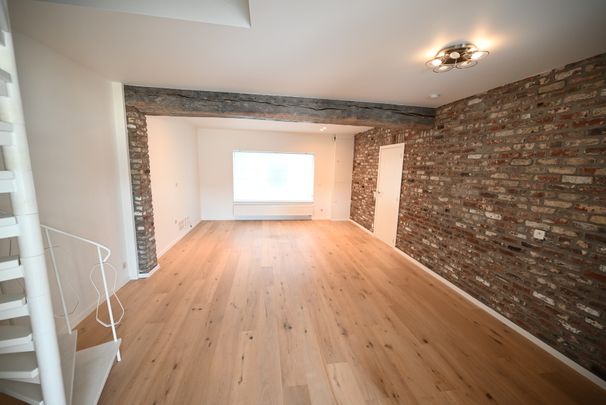 GERENOVEERDE woning met verzorgde TUIN - Foto 1