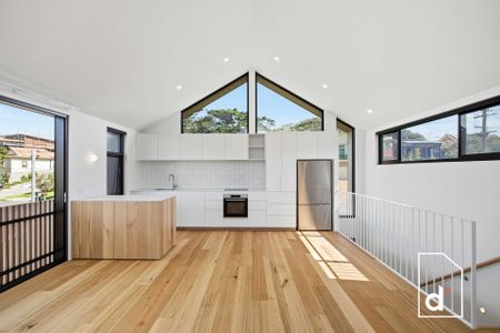 Thirroul Living With Ocean Glimpses - Photo 4