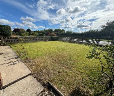 Eastfield Crescent, Badger Hill - P10873 - Photo 2