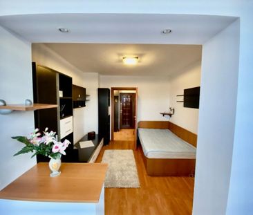 DE ÎNCHIRIAT – Apartament 3 camere, Pitești, Str. Frații Golești - Photo 4