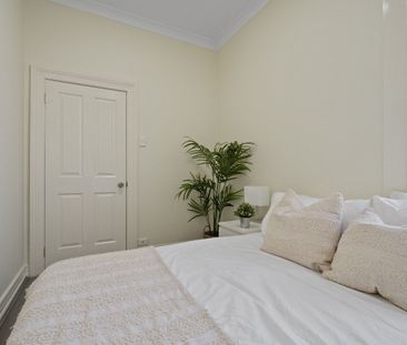 Chippendale - Photo 3