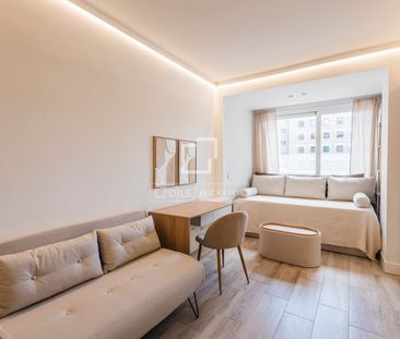 Excellent 1 Bedroom apartment for rent in Castellana, Madrid - Photo 4