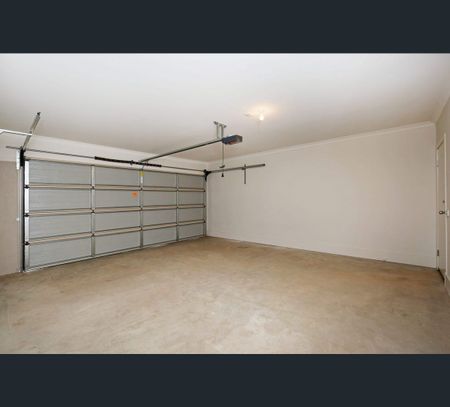 28 Mistral Way, Beveridge, Vic 3753 - Photo 2