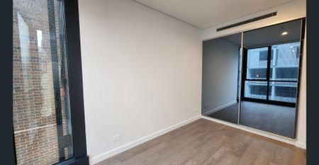 Brand New Luxury Apartments Available Now 2bedrooms+ 2Bathrooms - Photo 3