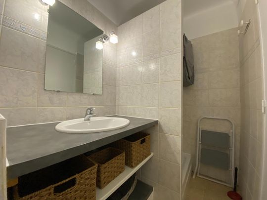 « AVIGNON EM - STUDIO MEUBLÉ 29.4M² AVEC BALCON » - Photo 1