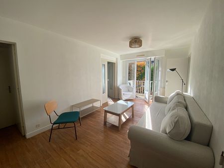 Location Appartement 2 pièces 49m² - Photo 3