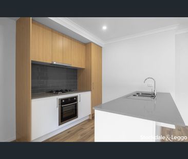 40 Cupola Walk, Truganina, Vic 3029 - Photo 6