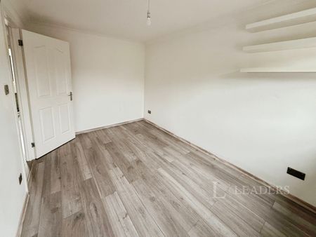3 bedroom semi-detached to rent Jasmine Close WV9 - Photo 5