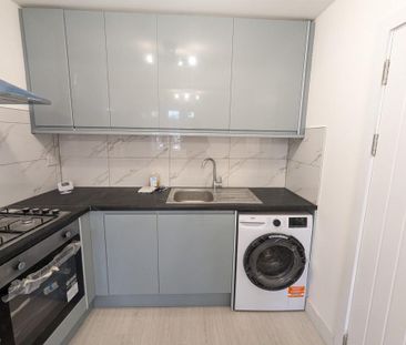 2 bedroom maisonette to rent - Photo 4