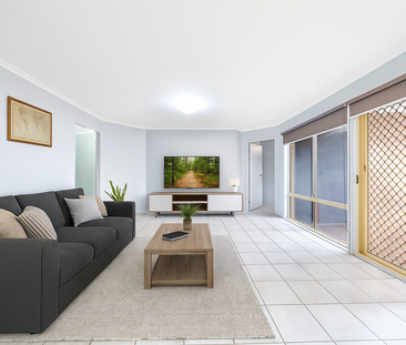 Spacious Family Home - Photo 2