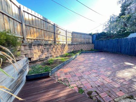 13/2 Mascoma Street, Strathmore, VIC 3041 - Photo 4