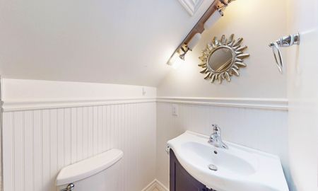 For Lease - 149 Worsley Street, Barrie, Ontario - Photo 5