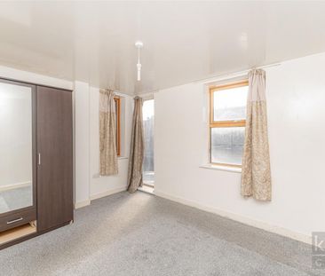 1 Bedroom Flat To Let - Photo 5