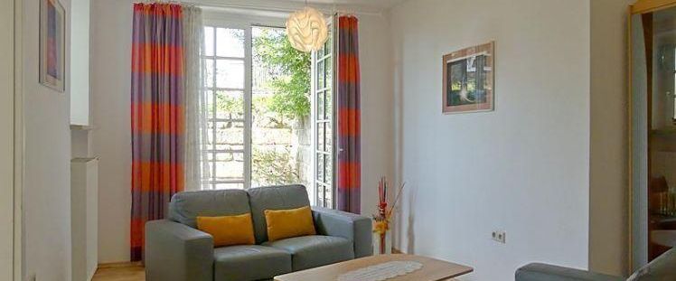 (EF0412_M) Dresden: Radebeul, exklusive 3-Zimmerwohnung in Stadtrandvilla mit Blick über das Elbtal bis Dresden - Photo 1