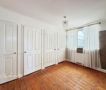 3 bedroom semi-detached bungalow to rent - Photo 4