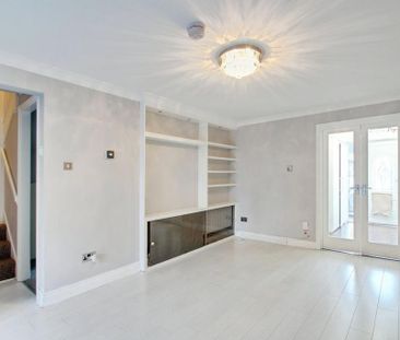 4 bedroom detached house to rent - Photo 5