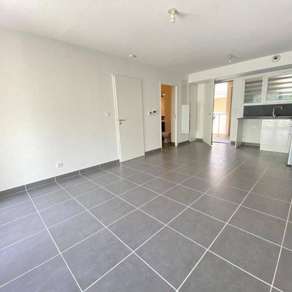 Location appartement récent 2 pièces 41.3 m² à Montpellier (34000) - Photo 1