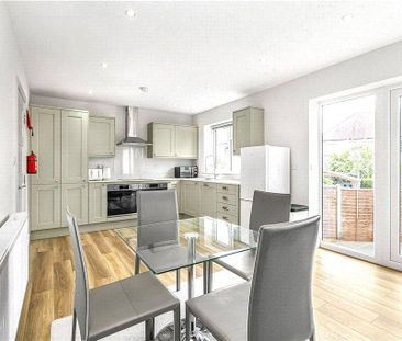 1 bedroom in a house share to rent - Photo 5