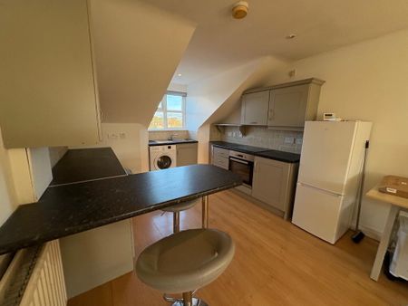 7b Hillsborough Court, Carryduff, BT8 8SU - Photo 5