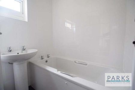 Roundhill Crescent, Brighton, East Sussex, BN2 - Photo 2