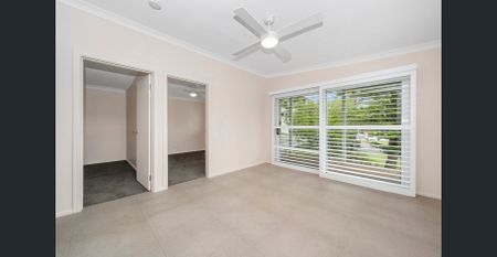 Modern Family Home with Studio - Photo 3