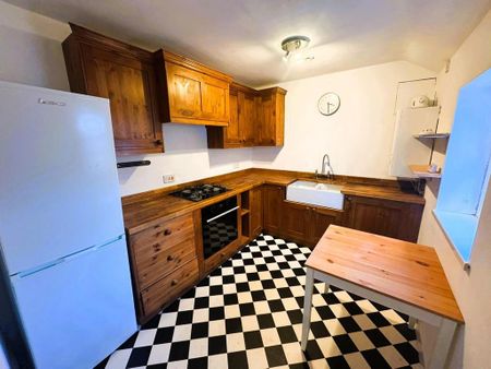 2 bedroom flat to rent - Photo 4