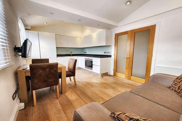 York Street, Marylebone, London, W1H - Photo 1