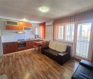 Apartament 3 camere balcon zona Vasile Aaron - Photo 3
