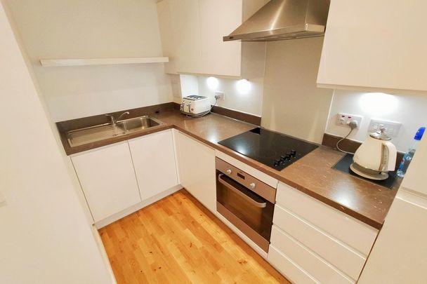 Park Place, STEVENAGE - Photo 1