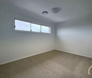 Modern 3 Bedroom Family Home&excl; - Photo 6