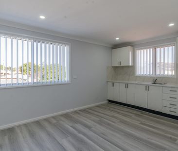 Large Family home in Prime Location - Photo 6