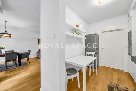 Stylowy apartament z balkonem przy Pięknej - Photo 5