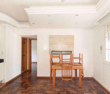Apartamento com 2 quartos e 50m² para alugar em Menino Deus, Porto ... - Photo 1