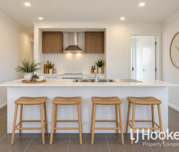 Great Location - Ideal Family Home - HUGE Backyard! - Photo 1