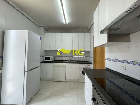 Alquiler Piso en Casco Urbano, Villaviciosa De Odón - Photo 3