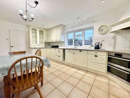 Park View, Llanddew, Brecon, Powys, LD3 - Photo 4