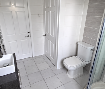 3 bedroom detached house to rent - Photo 2