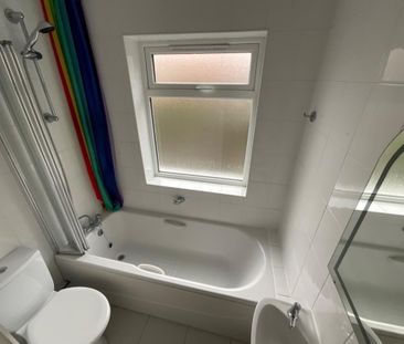 8 Dhu Varren Parade, Belfast , BT13 3FJ - Photo 6