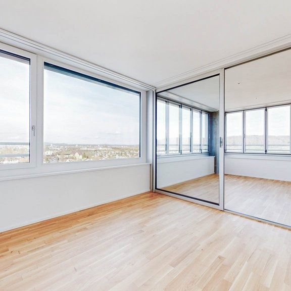 4.5 Zimmer, 92 m², 8. Stock - Photo 1